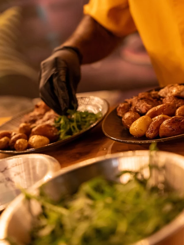 🔥 C’est officiel, les Dîners Brasero sont de retour… tous les jeudis au Palm !
Feu qui crépite, belles pièces à partager, cuisson minute & ambiance conviviale sous la pergola ✨

🖤 Une carte généreuse, une vraie expérience autour du goût et de la flamme… et toujours ce petit supplément d’âme made in Palm. (Regarde jusqu’à la fin !)

📍Fort-de-France | 📅 Tous les jeudis soir
#DinersBrasero #LePalm #JeudiSoirée #Saveurs #restaurant #martinique #ousortirenmartinique